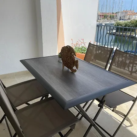 Canal View Apartment
