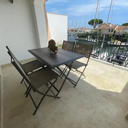 Canal View Apartment