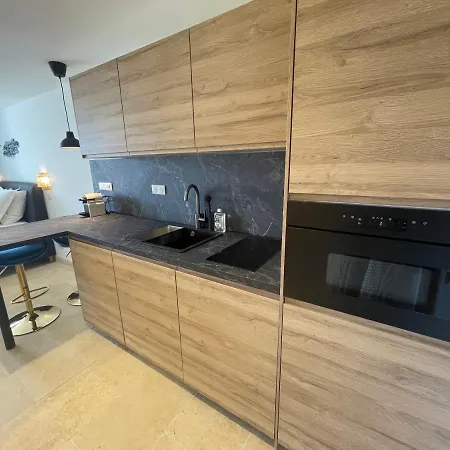 Apartment Canal View Grimaud